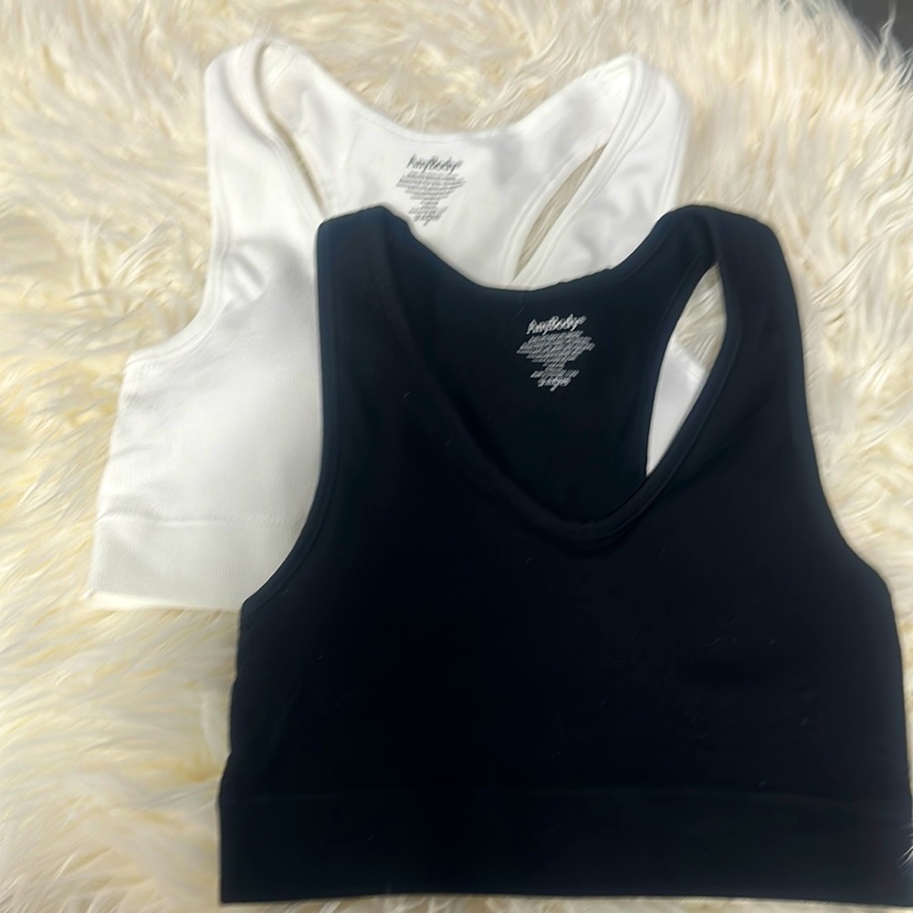 NWOT 2 Anybody sports bra Medium